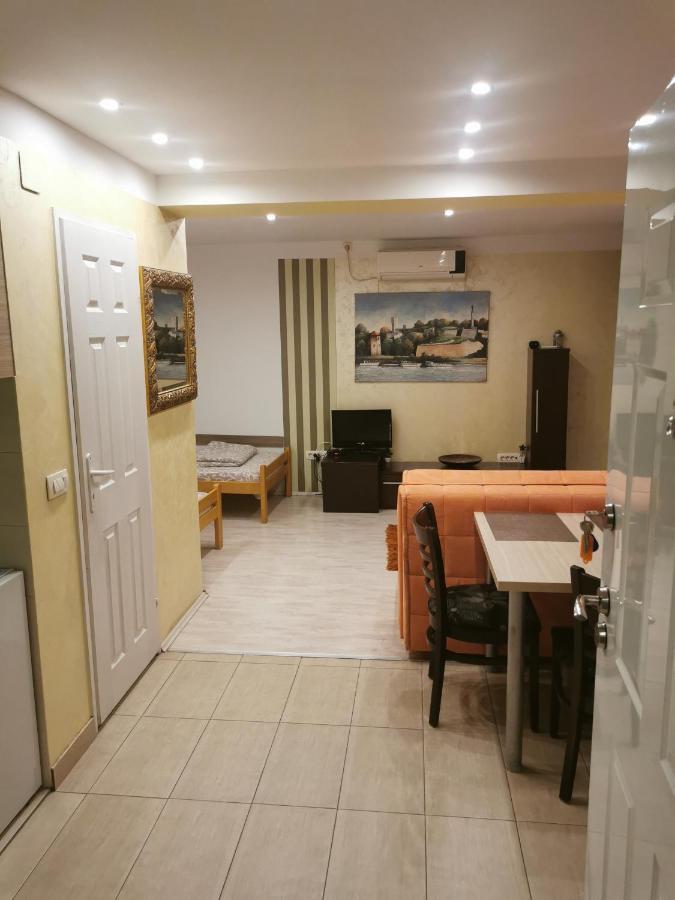 Agape Downtown Apartment Belgrade Exterior photo