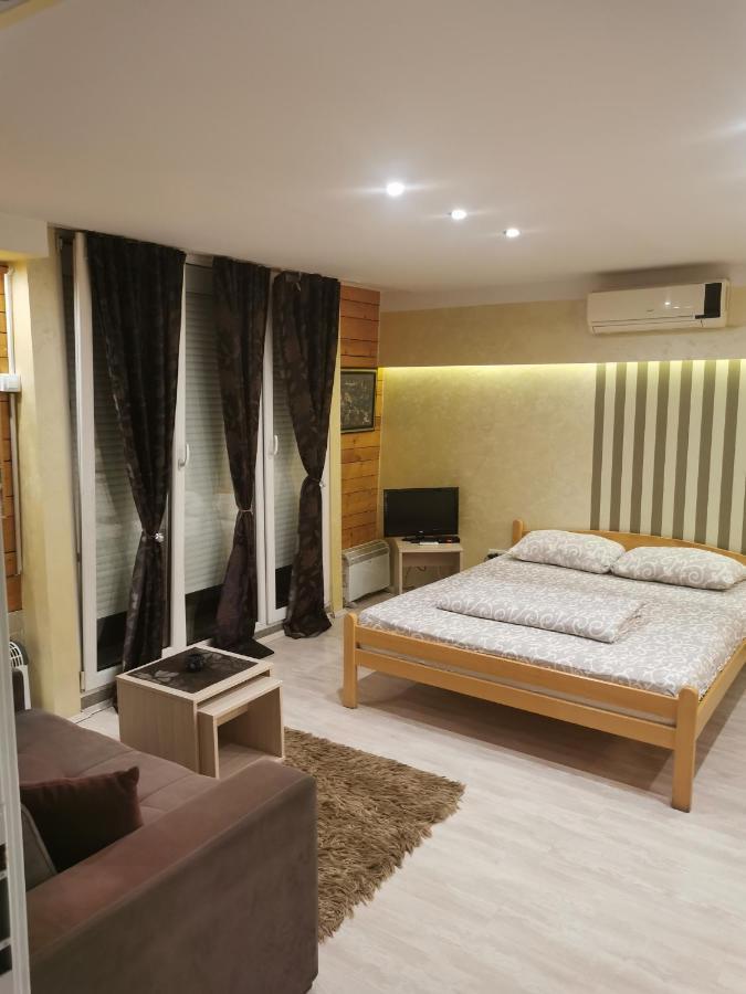 Agape Downtown Apartment Belgrade Exterior photo